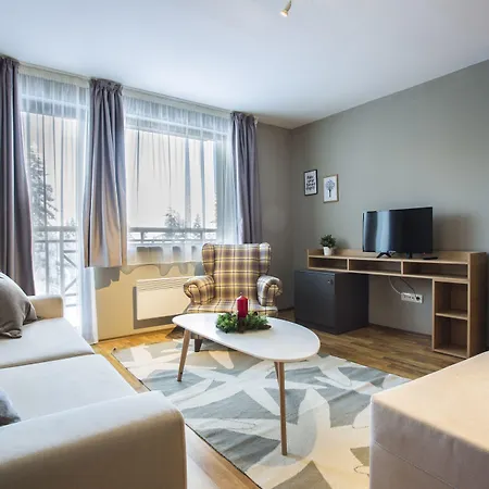 Sunny Hills Ski&wellness Aparthotel 2*