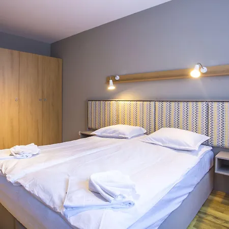 Sunny Hills Ski&wellness 公寓式酒店