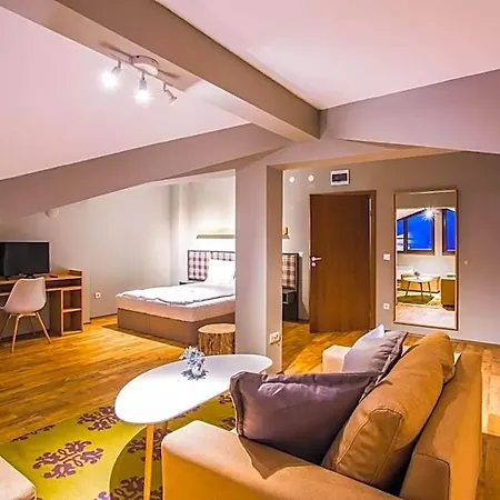 Apartmanhotel Sunny Hills Ski&wellness Pamporovo