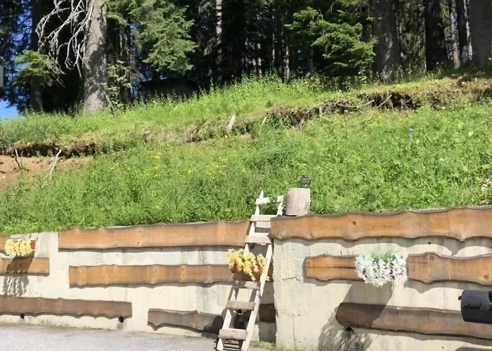 Sunny Hills Ski&wellness Aparthotel 2*