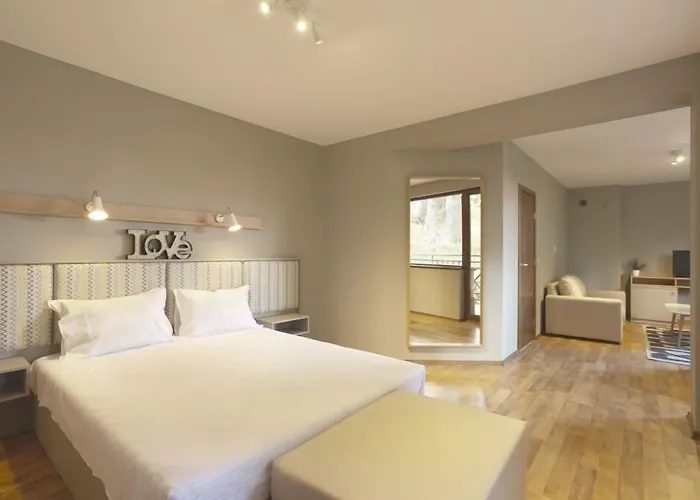 Sunny Hills Ski&wellness Aparthotel